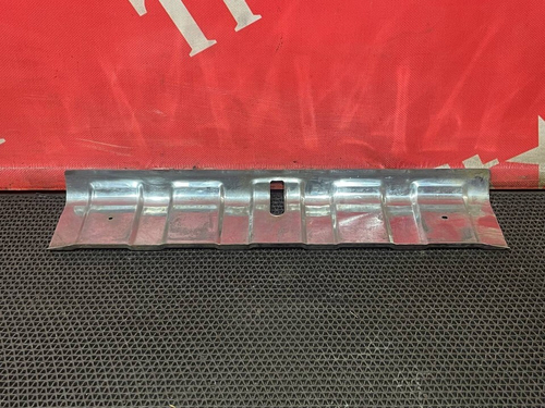 Накладка инструментального ящика