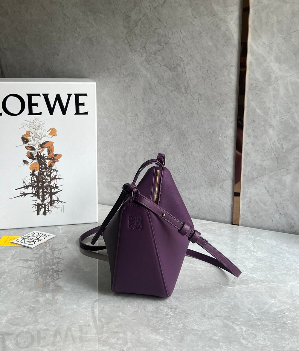 Loewe Mini Hammock Hobo 28 cm
