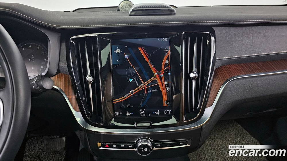 Volvo S60 3 Generation B5 Inscription (01.2021)