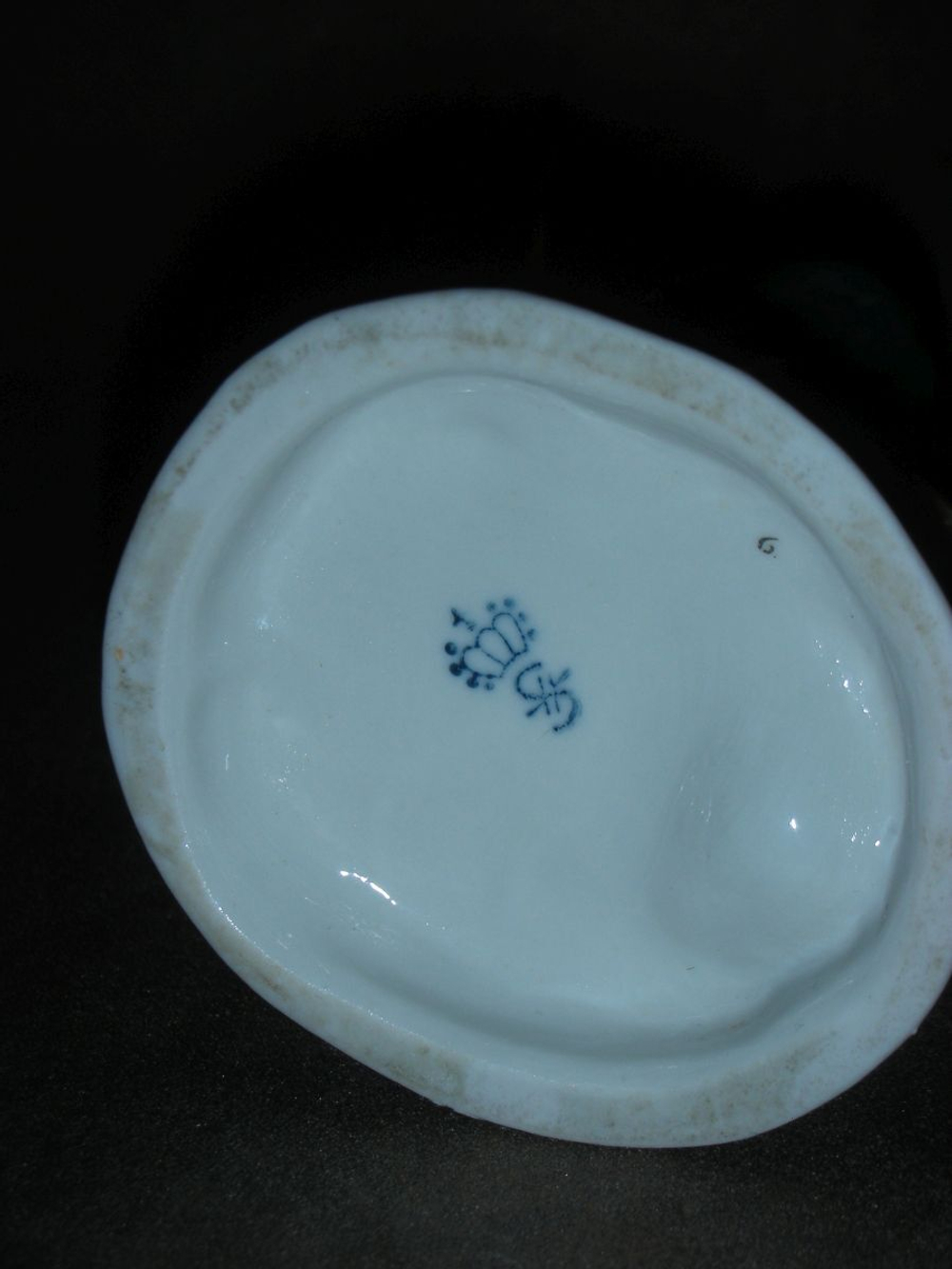 Статуэтка. Фарфор. Лягушка дирижёр. Sitzendorf. Германия