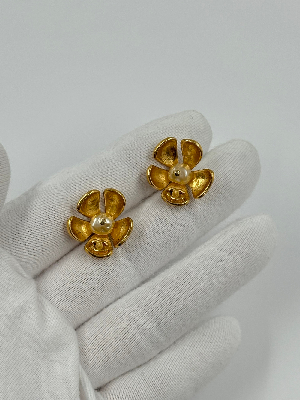 Серьги Цветы Chanel