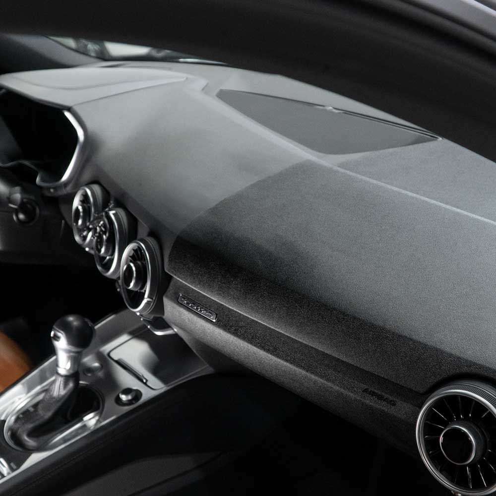 ПОЛИРОЛЬ ПЛАСТИКА МАТОВЫЙ LAVR 400МЛ LN1416