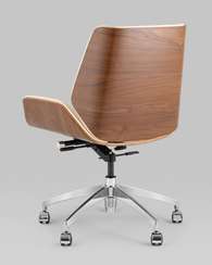 Кресло офисное Crown бежевое