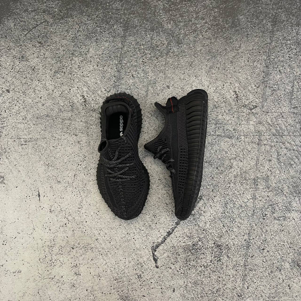 Кроссовки Adidas Yeezy 350 V2 black
