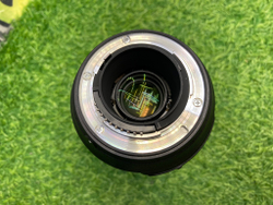 Nikon 70-300mm 4.5-5.6G ED-IF AF-S VR Zoom-Nikkor