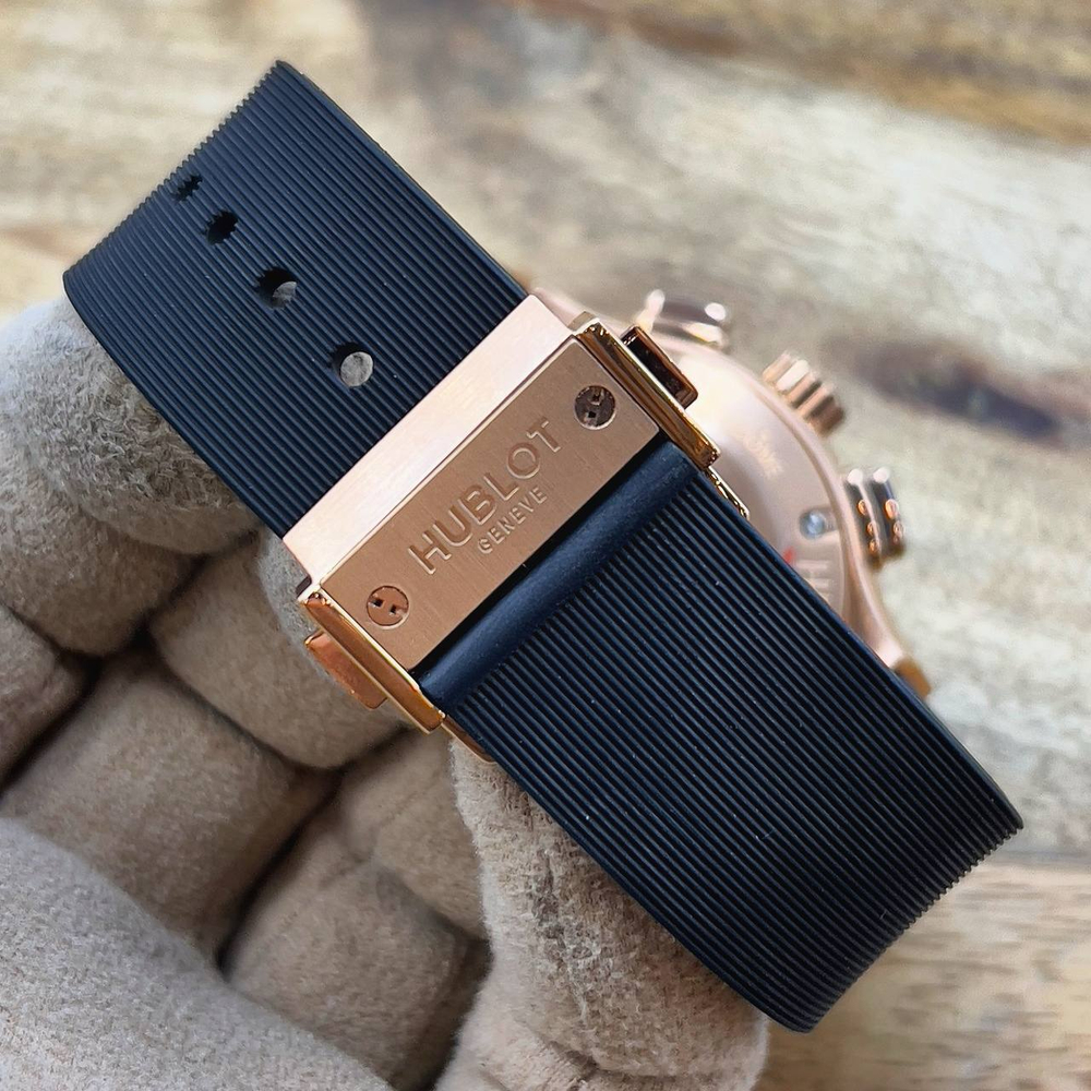 Часы Hublot