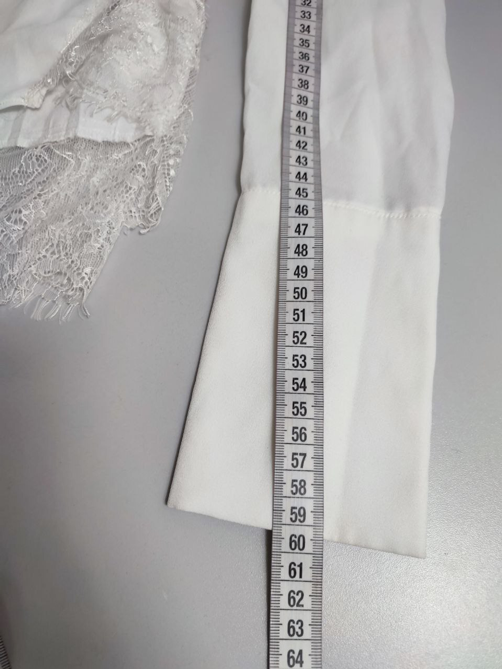 Блузка Oodji с кружевом 42 размер