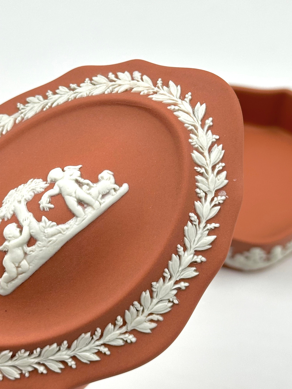 Шкатулка терракотовая Wedgwood