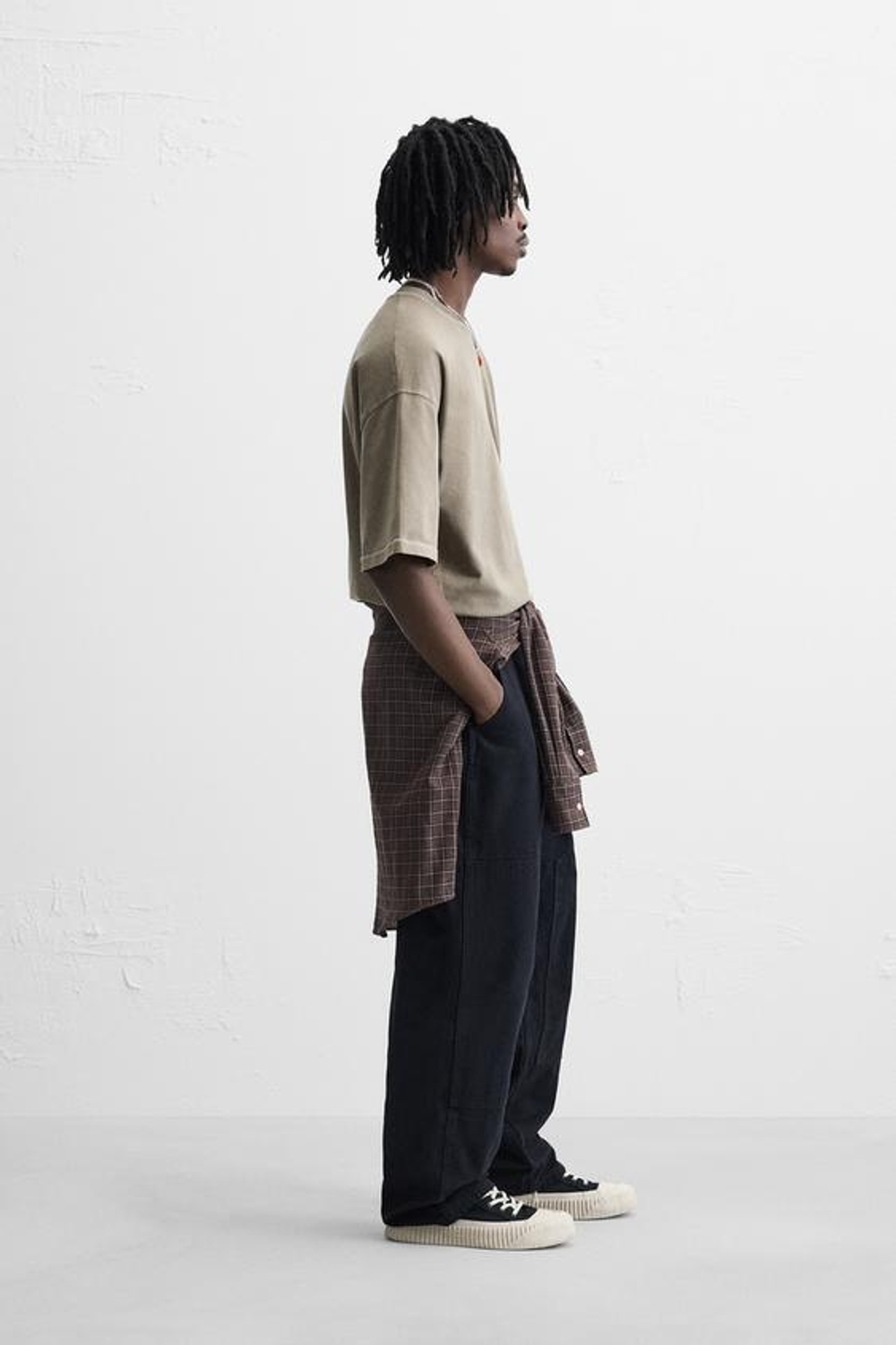 ZARA ТОЛСТОВКА RELAXED FIT С ЭФФЕКТОМ ПОТЕРТОСТИ, ТЕМНЫЙ ХАКИ