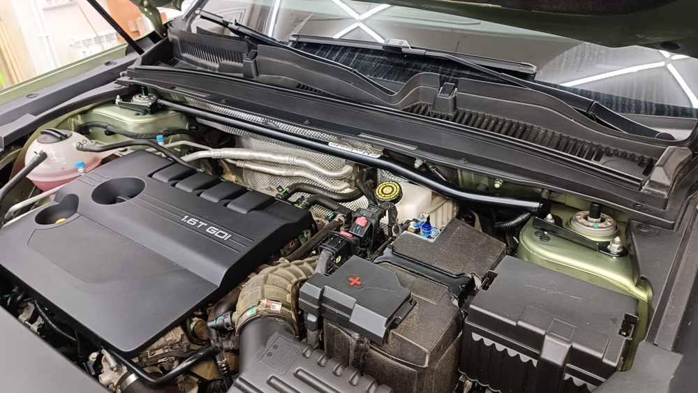 Распорка передних стоек (упоры у крыльев) Chery Tiggo 4 Pro, 7 Pro Max, 8, 8 Pro, 8 Pro Max, Jaecco j7 (ПОД ЗАКАЗ)