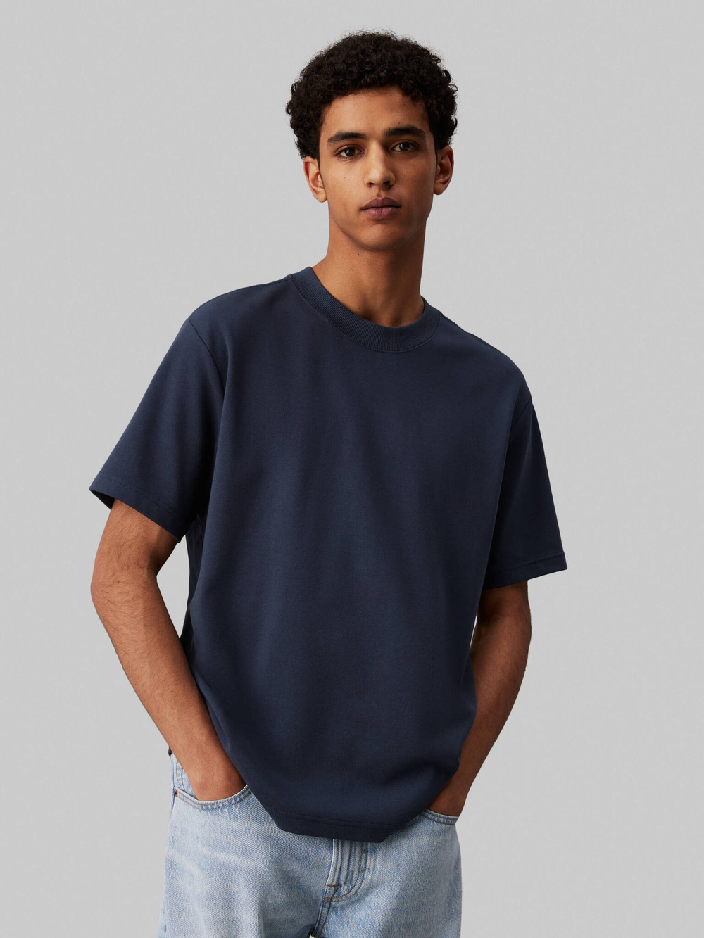 Футболка CALVIN KLEIN JEANS - темно-синий(J30J326681)