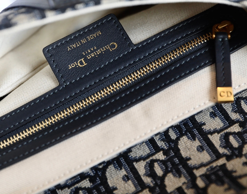 Christian Dior Saddle Bag 25 cm