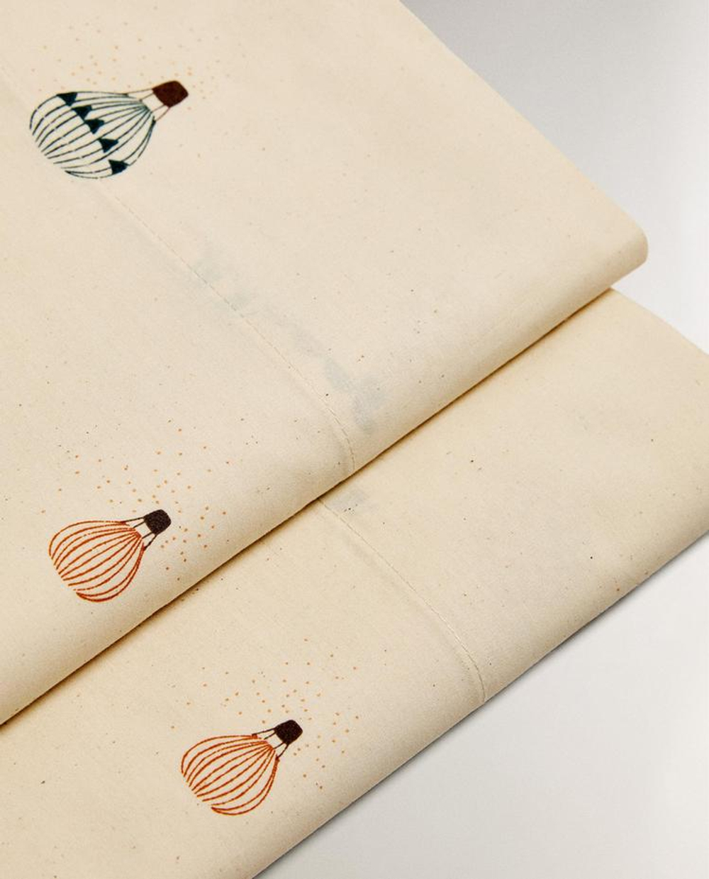 ZARA HOME ДЕТСКАЯ ПРОСТЫНЯ С ПРИНТОМ, РАЗНОЦВЕТНЫЙ