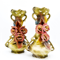 Парные вазы в стиле ар-нуво. Фарфор, лепнина, ручная роспись. Royal Dux, Богемия, Австро-Венгрия.