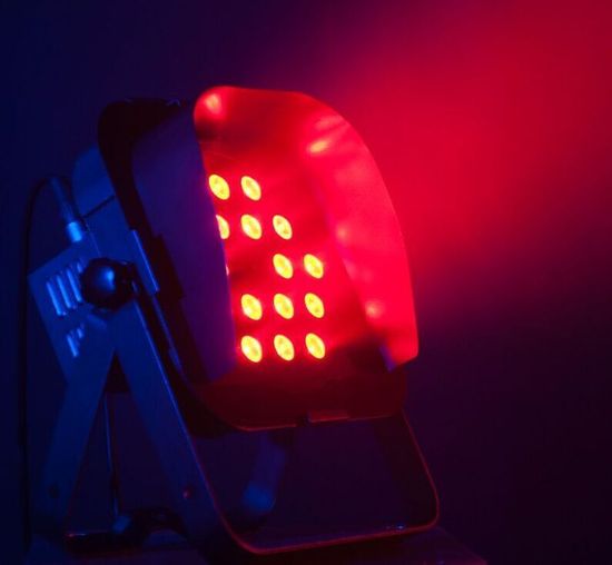 ADJ FLAT PAR TRI18XS прожектор LED PAR, 54Вт