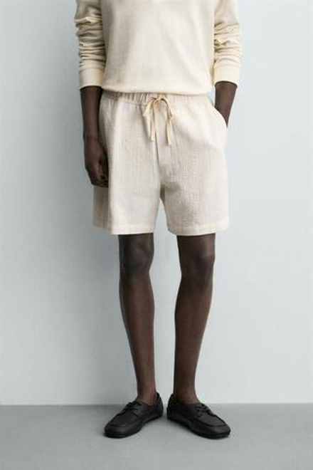 ZARA ШОРТЫ ИЗ ЖАККАРДА С ГЕОМЕТРИЧЕСКИМ УЗОРОМ, ЭКРЮ