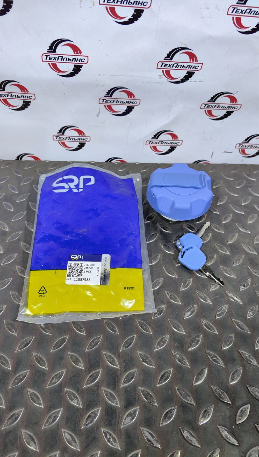 Крышка топливного бака Volvo 11887988