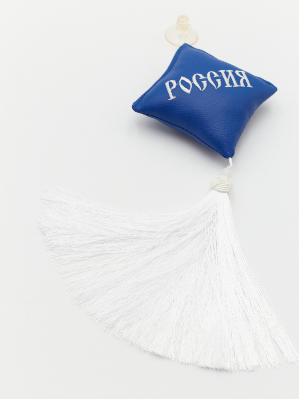 Ромб объемный на присоске РОССИЯ (экокожа, синий, белая вышивка, кисть)