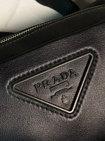Сумка-мессенджер Prada