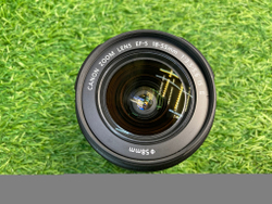 Canon 650D kit 18-55mm 3.5-5.6 IS II 2.500 кадров