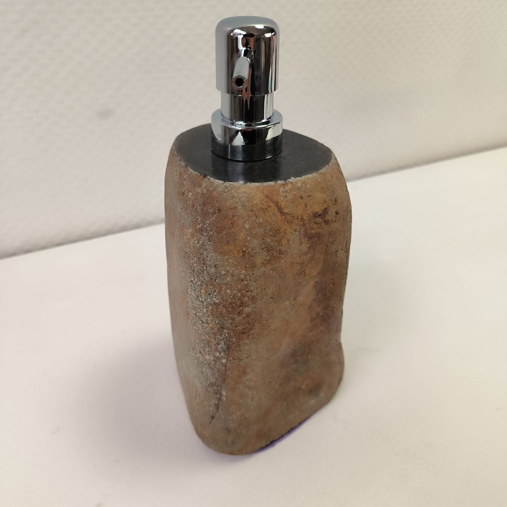 Дозатор из речного камня DRC-63790 (143)