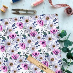 Ткань поплин поляна из белых и розовых цветов
