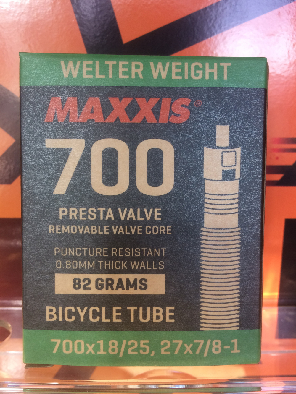 Камера Maxxis Welter Weight 700x18/25C 0.9 мм вело нип. B81557100 Тайвань