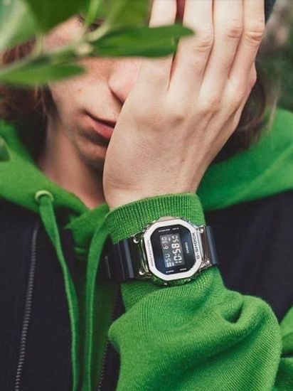 Наручные часы Casio GM-5600U-1D