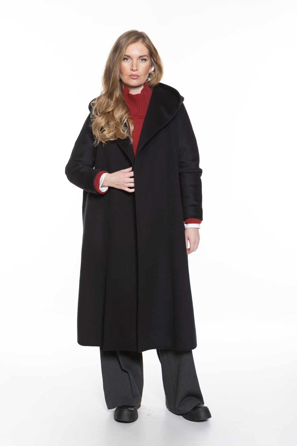 ШЕРСТЯНОЕ ПАЛЬТО-ХАЛАТ