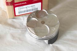 13101-KYJ-900. PISTON (STD.)