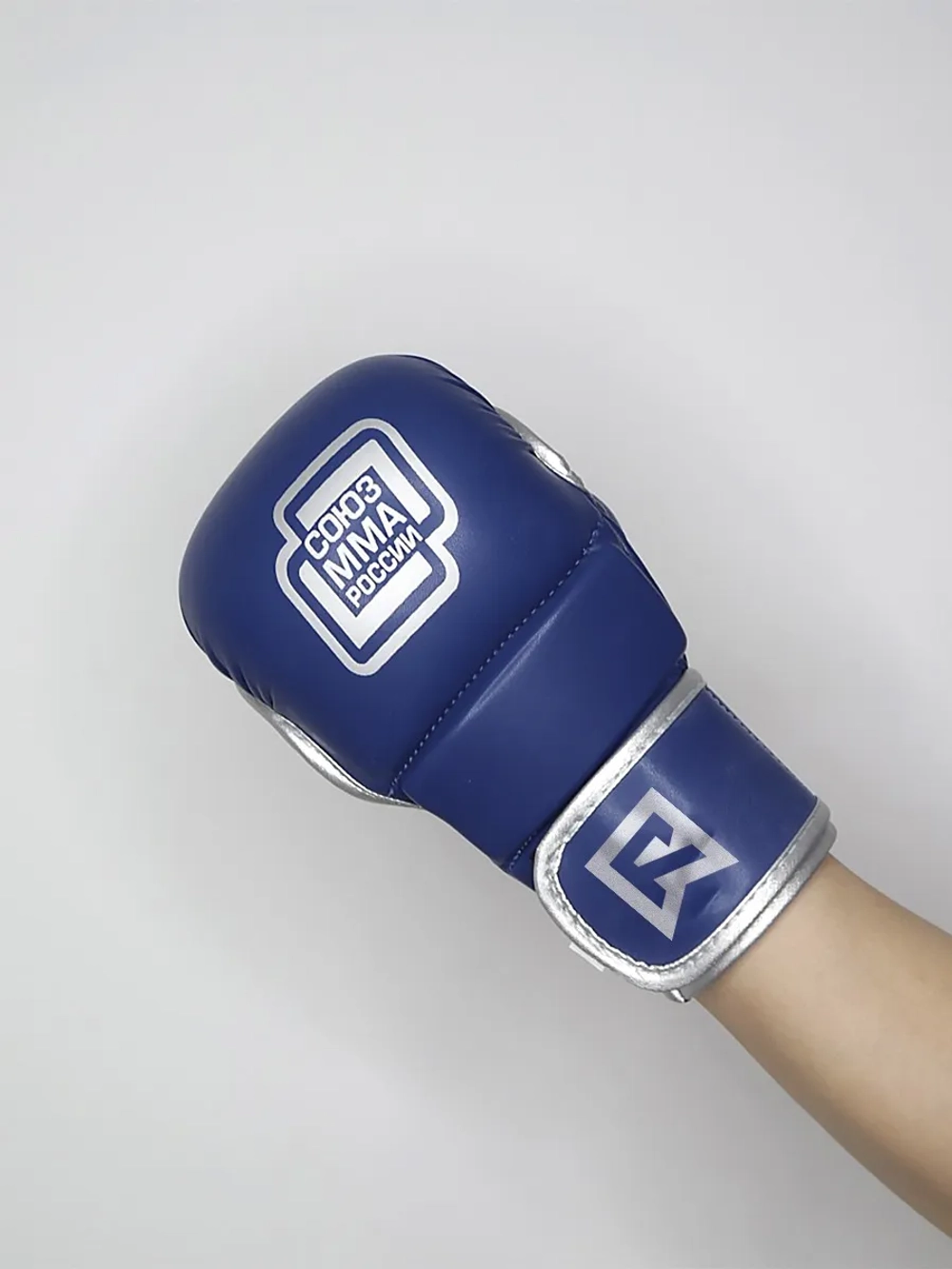 Перчатки для ММА