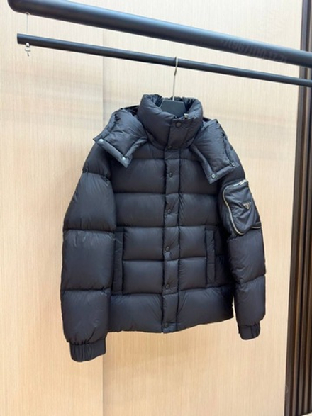 Пуховик Prada