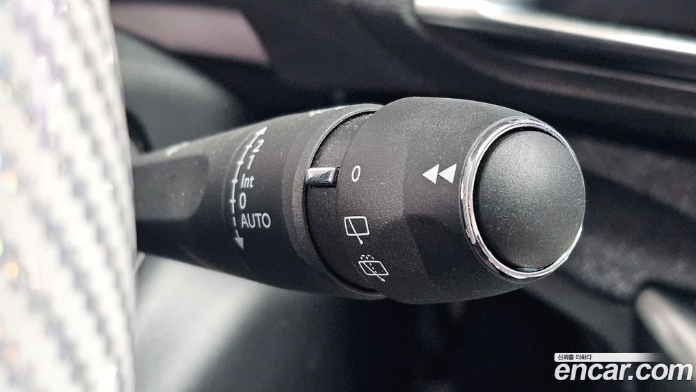 Peugeot 3008 2 Generation 1.5 BlueHDi 알뤼르 (04.2021)