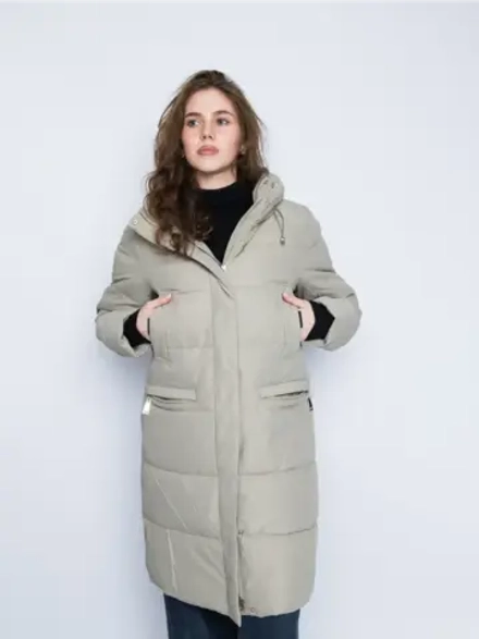 Куртка зимняя удлиненная с капюшоном