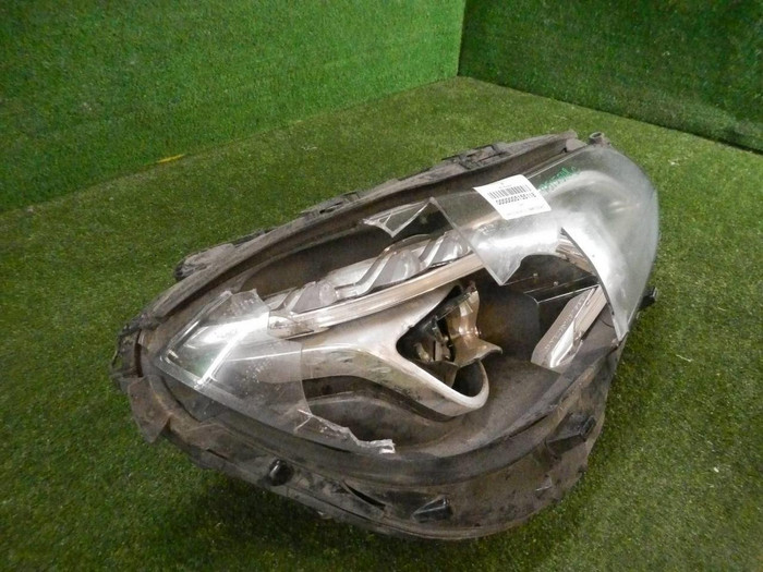 Фара правая Mercedes E W212 (2013-2016) LED