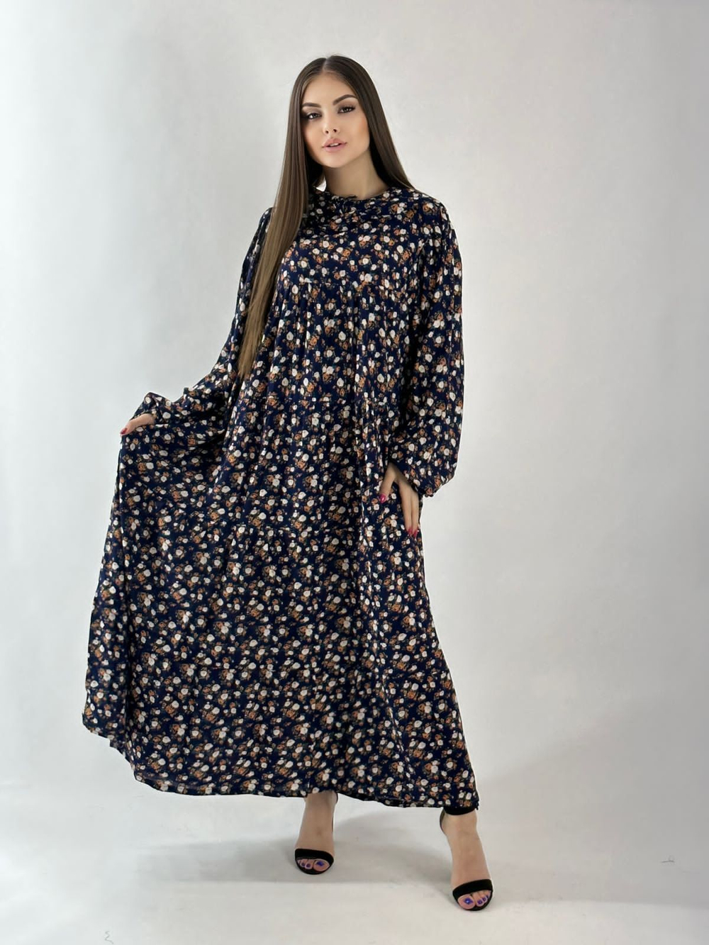 [m]Платье с капюшоном 201