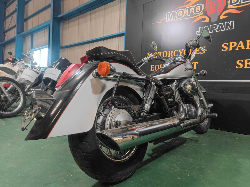 Honda Shadow 750 , 2004