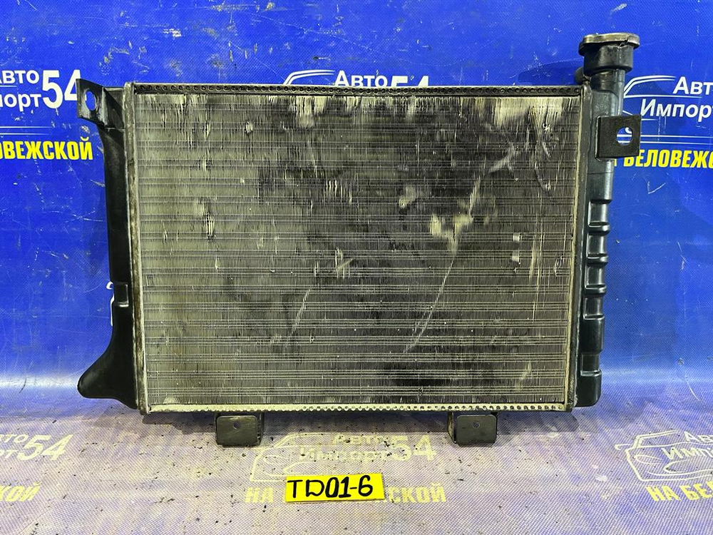 Радиатор двигателя SUZUKI ESCUDO 1993