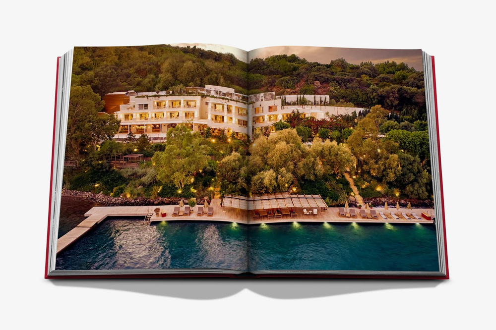 Assouline Книга The Hospitality Collection Macakizi: Everlasting Summer на английском языке