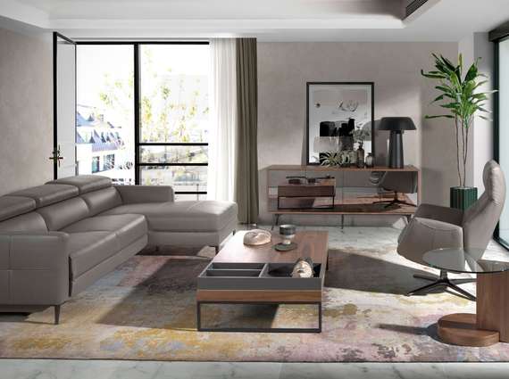 Сервант Angel Cerda 3061, 150х50 см, орех, закаленное стекло