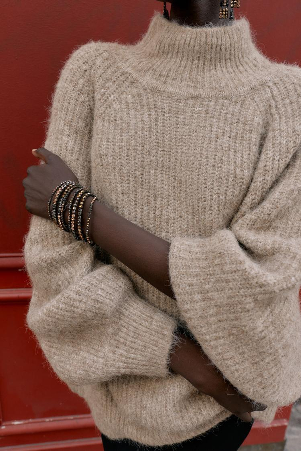 ZARA НАБОР ЭЛАСТИЧНЫХ БРАСЛЕТОВ С ЮВЕЛИРНЫМИ УКРАШЕНИЯМИ, ЦВЕТ СОСТАРЕННОГО ЗОЛОТА