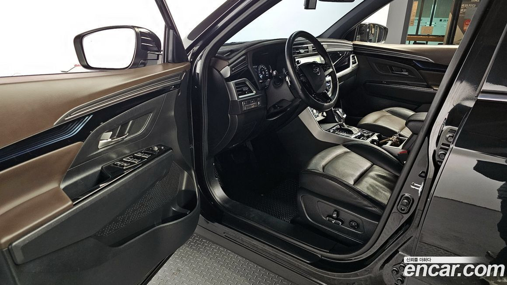 KG Mobility (Ssangyong) Beautiful Korando Бензин 1.5 2WD C5 (04.2021)