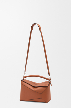 Loewe Большая сумка Puzzle Edge из классической телячьей кожи, коричневый