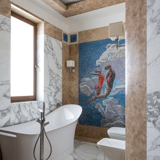 Как мозаика превращает обычный душ в спа-зону