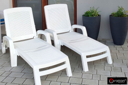 Шезлонг B:rattan MIAMI складной, белый (дисконт)