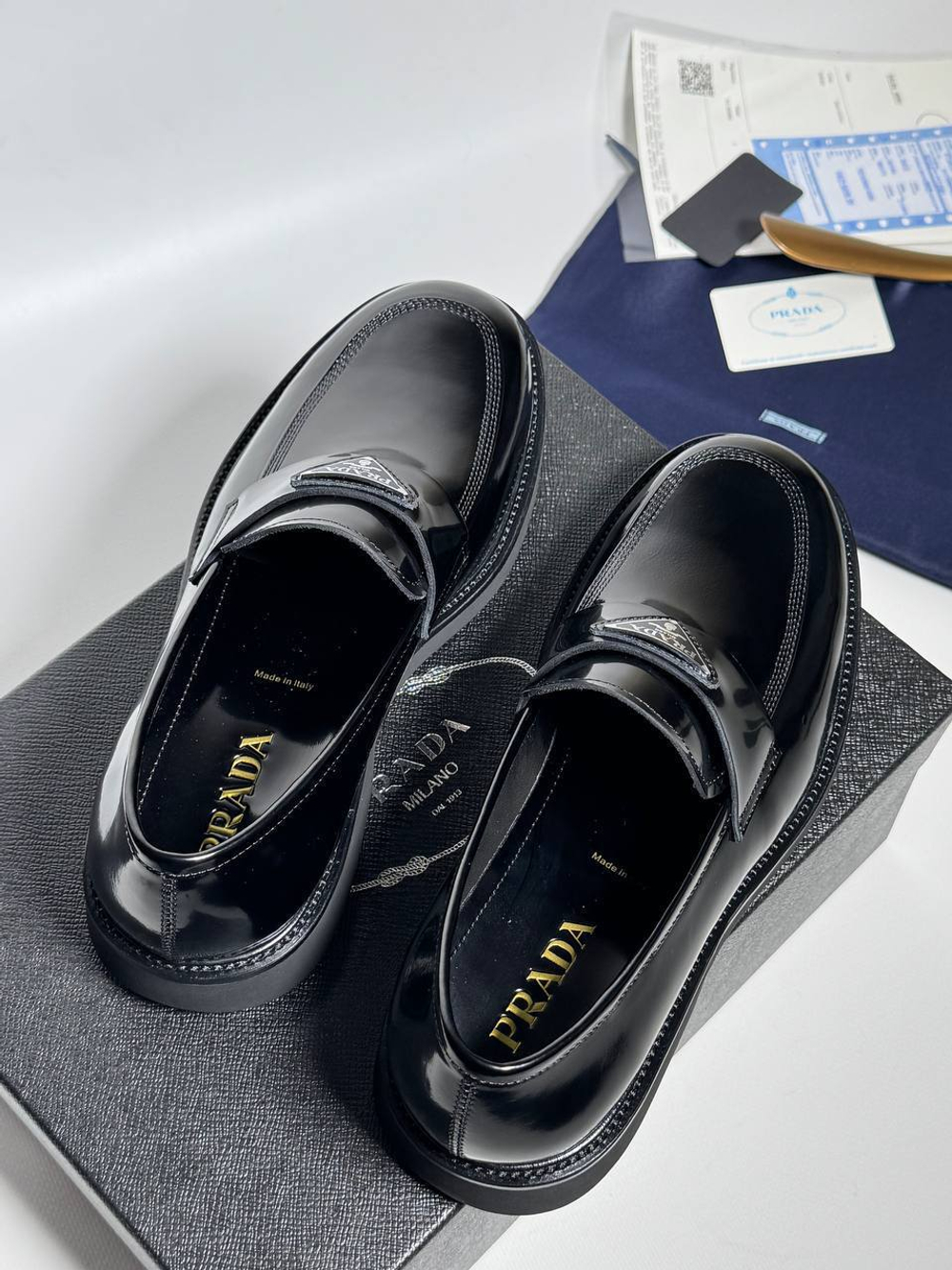 Лоферы Prada