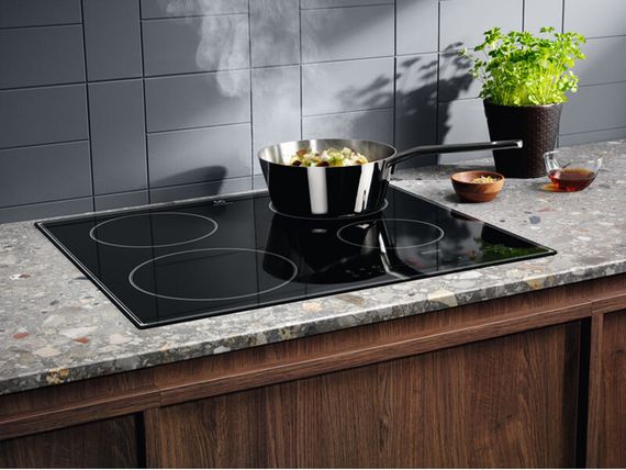 Индукционная стеклокерамич. панель Electrolux CIR60430CB