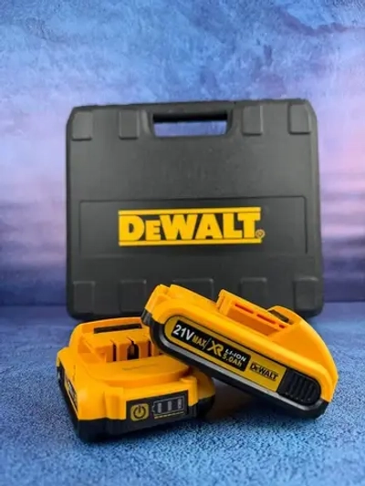 Шуруповерт аккумуляторный Dewalt 21V, 2 АКБ, Дрель-шуруповерт Деволт с набором инструментов