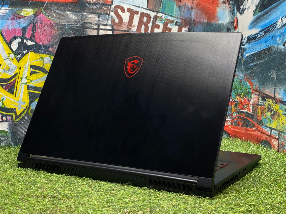 Игровой MSI i5-9/8GB/RTX 2060/120Hz/ GF65 9SEXR-607XRU/Windows 10