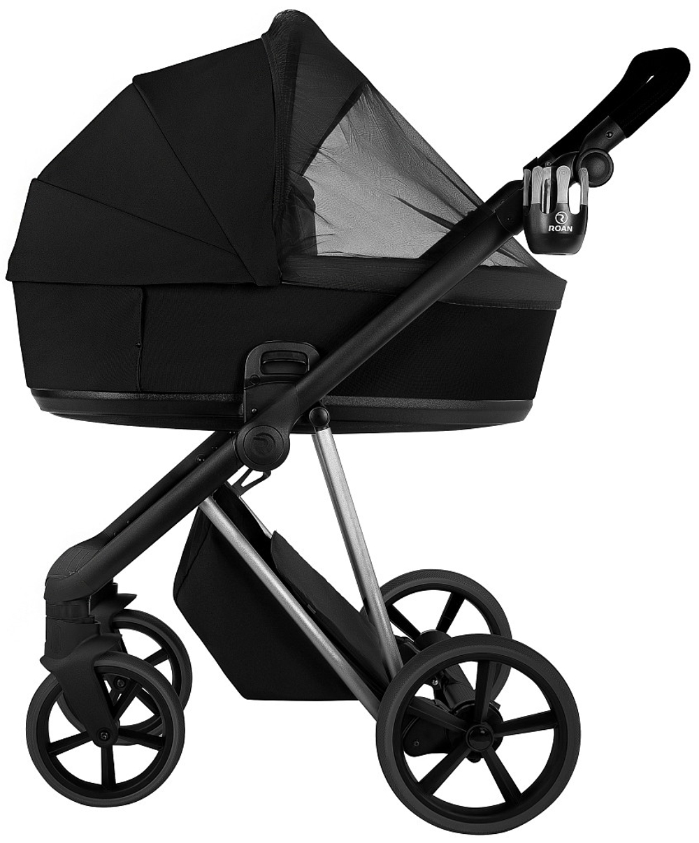 Детская коляска Roan Sol Vintage Luxury 2.0 3 в 1 с автокреслом Pituso Baesa Pro Black,Beige Canopy VIN 05/CB Caviar Black/Nickel/руч.Black